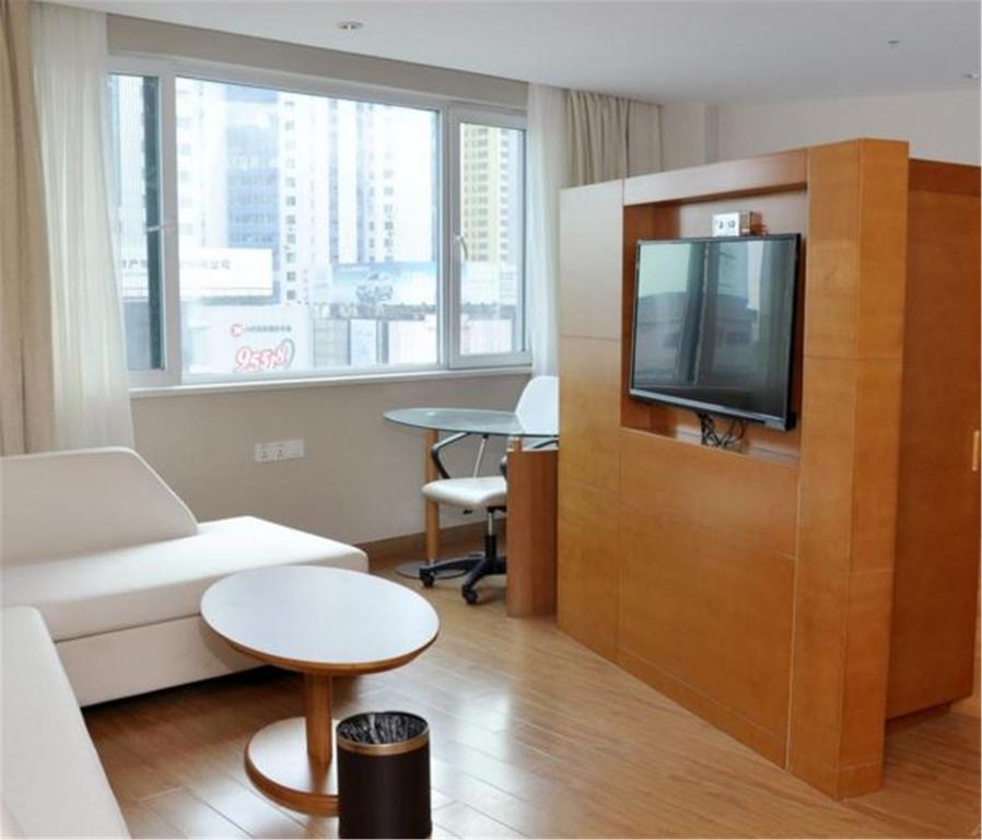 Ji Hotel Xianggang Middle Road Циндао Экстерьер фото